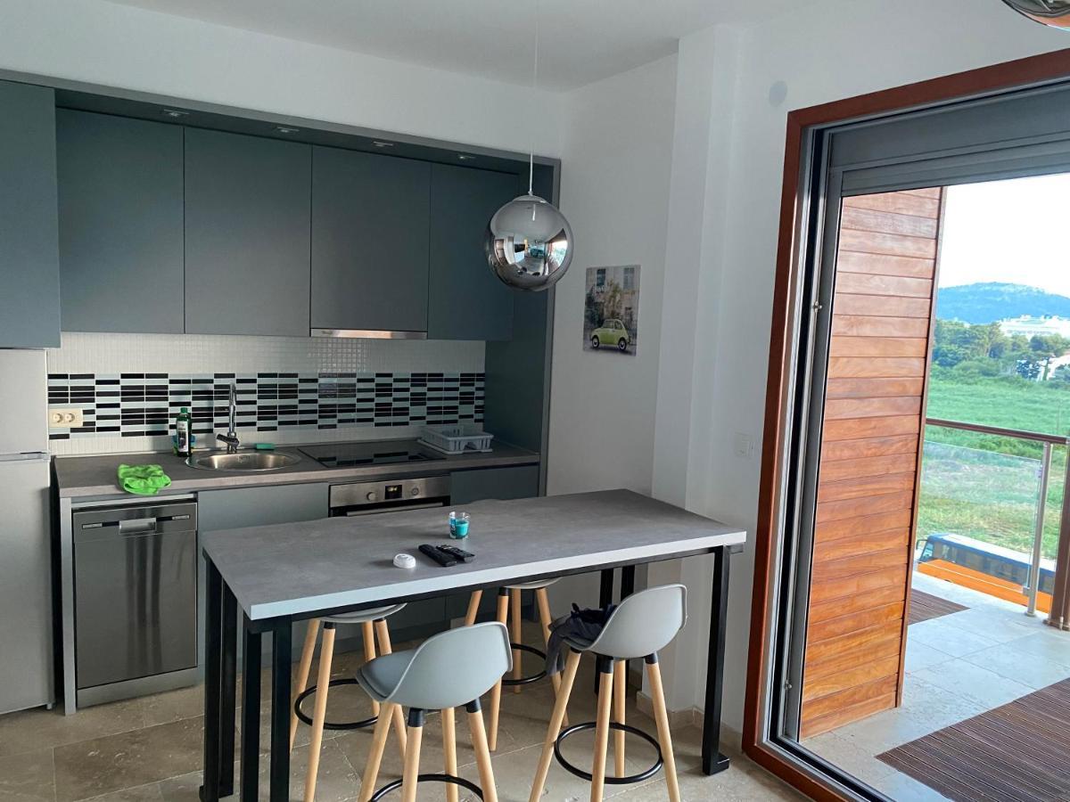 Bitcoin And Ethereum Deluxe Apartments Bar Kültér fotó