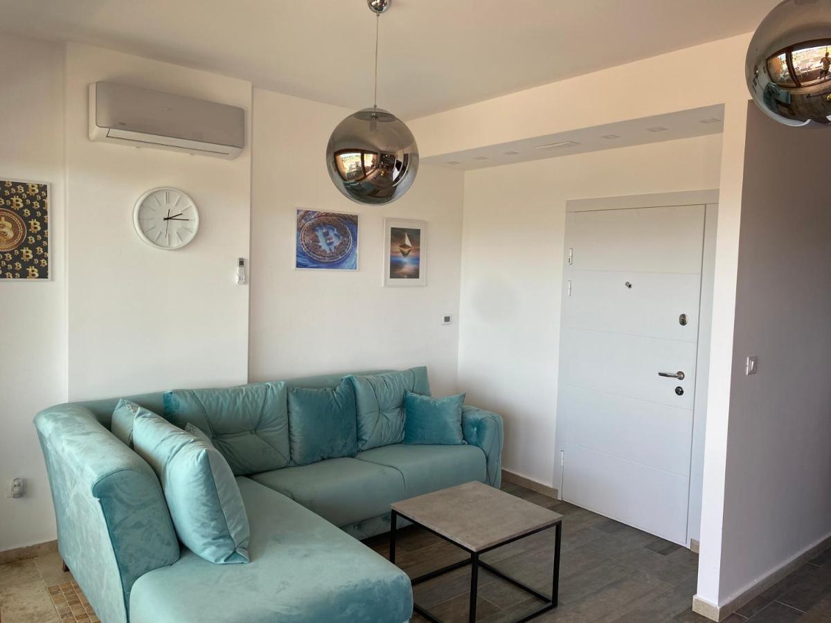 Bitcoin And Ethereum Deluxe Apartments Bar Kültér fotó