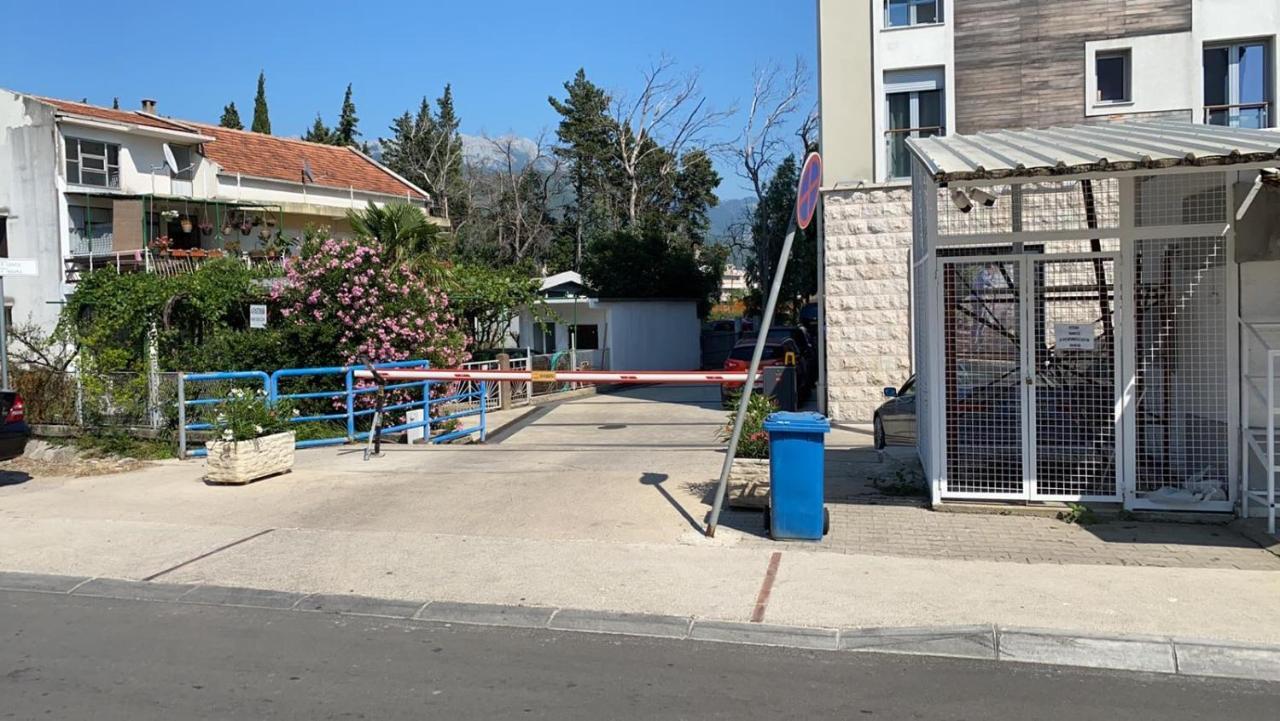 Bitcoin And Ethereum Deluxe Apartments Bar Kültér fotó