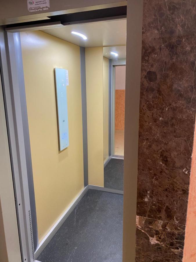 Bitcoin And Ethereum Deluxe Apartments Bar Kültér fotó